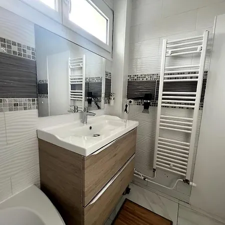 Apartment Hana 6 Personnes Parking Public Gratuit Business&family *